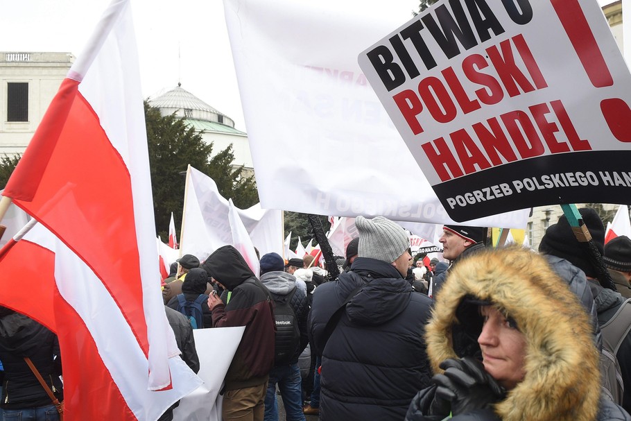 demonstracja handlowców