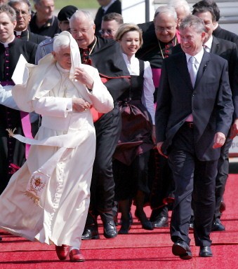 GERMANY-POPE-WYD-KOEHLER-ARRIVAL