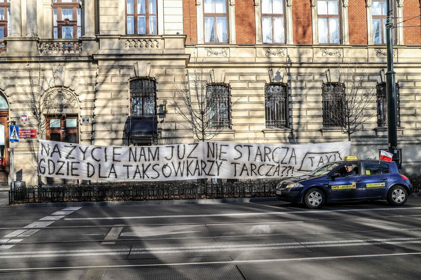 Protest taksówkarzy w największych miastach Polski