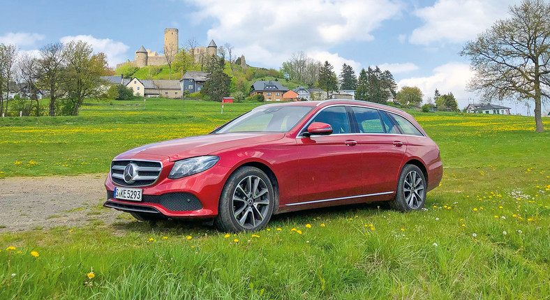 Używany Mercedes klasy E 220 d T - test 100 000 km zaliczony na piątkę