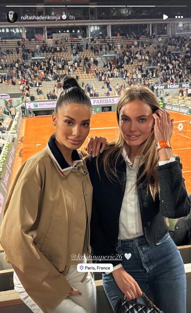Nataša Derikonja (levo)