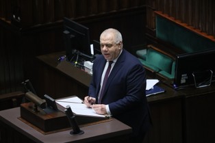 Sasin: Być może trzeba będzie wypowiedzieć pakiet klimatyczny