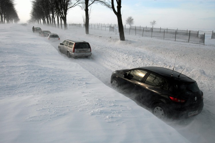 Najgorzej jest na Lubelszczyźnie. Prawie pół setki miejscowości zima odcięła od świata