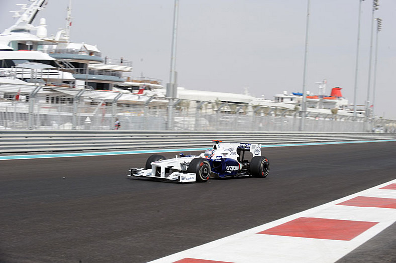 Grand Prix Abu Zabi 2009: czas pożegnań i rozstań (fotogaleria)