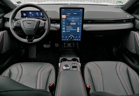 Ford Mustang Mach E Sensacja Polacy Wykupili Cala Pule W Ciemno Dziennik Pl
