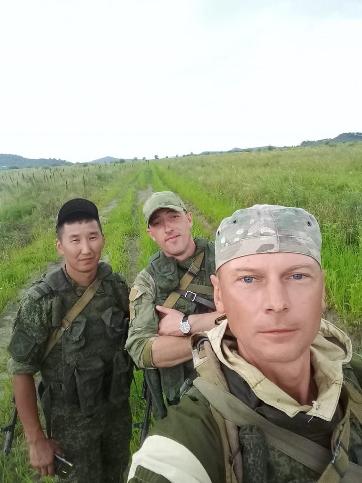 Ukraińscy analitycy pokazują zdjęcia zbrodniczej brygady z Buczy