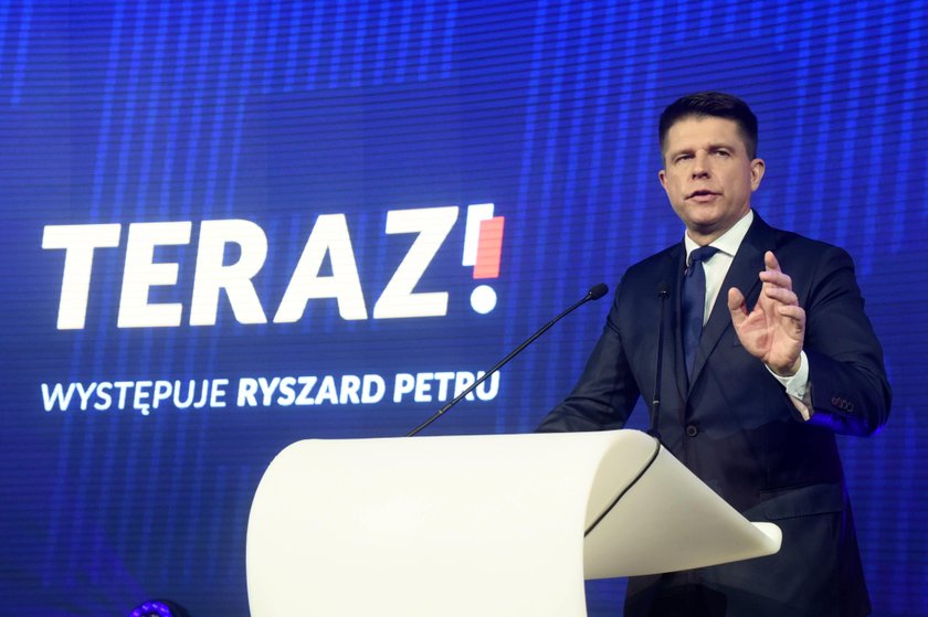 Wpadka Ryszarda Petru. Myśli, że Polacy wydają 8000 zł na jedzenie