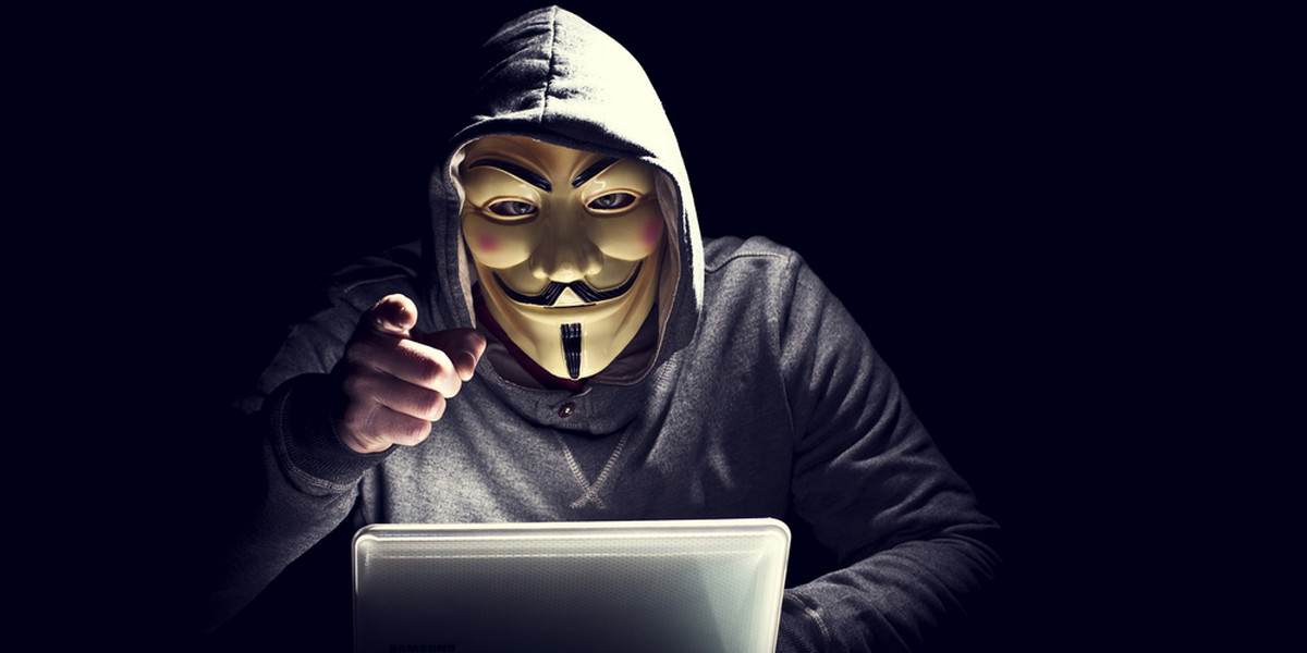 Hakerzy z Anonymous wypowiedzieli internetową wojnę Władimirowi Putinowi