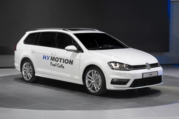 Volkswagen golf variant HyMotion