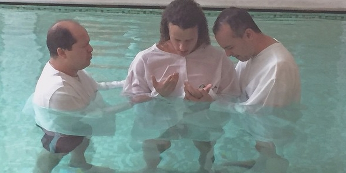 David Luiz przyjął chrzest! Jest prawiczkiem!