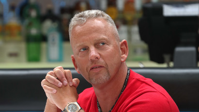 A magyar hírességek is Schobert Norbi felépüléséért szorítanak