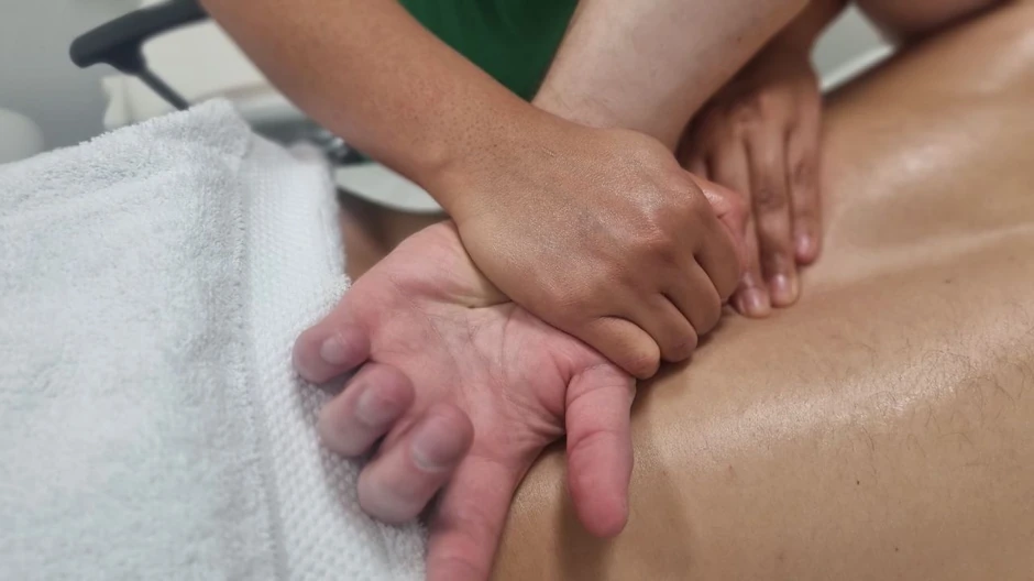 Indonežanka došla  sa Balija u Čačak