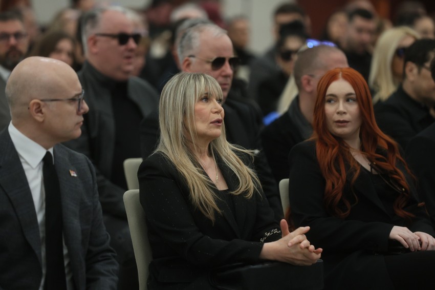 Porodica na komemoraciji Saši Popoviću