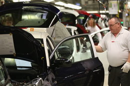 Opel na kilka miesięcy wstrzymuje produkcję w fabryce w Niemczech. Nie ma części