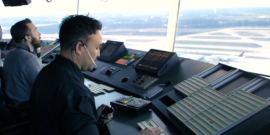 Tak wygląda praca kontrolera ruchu lotniczego