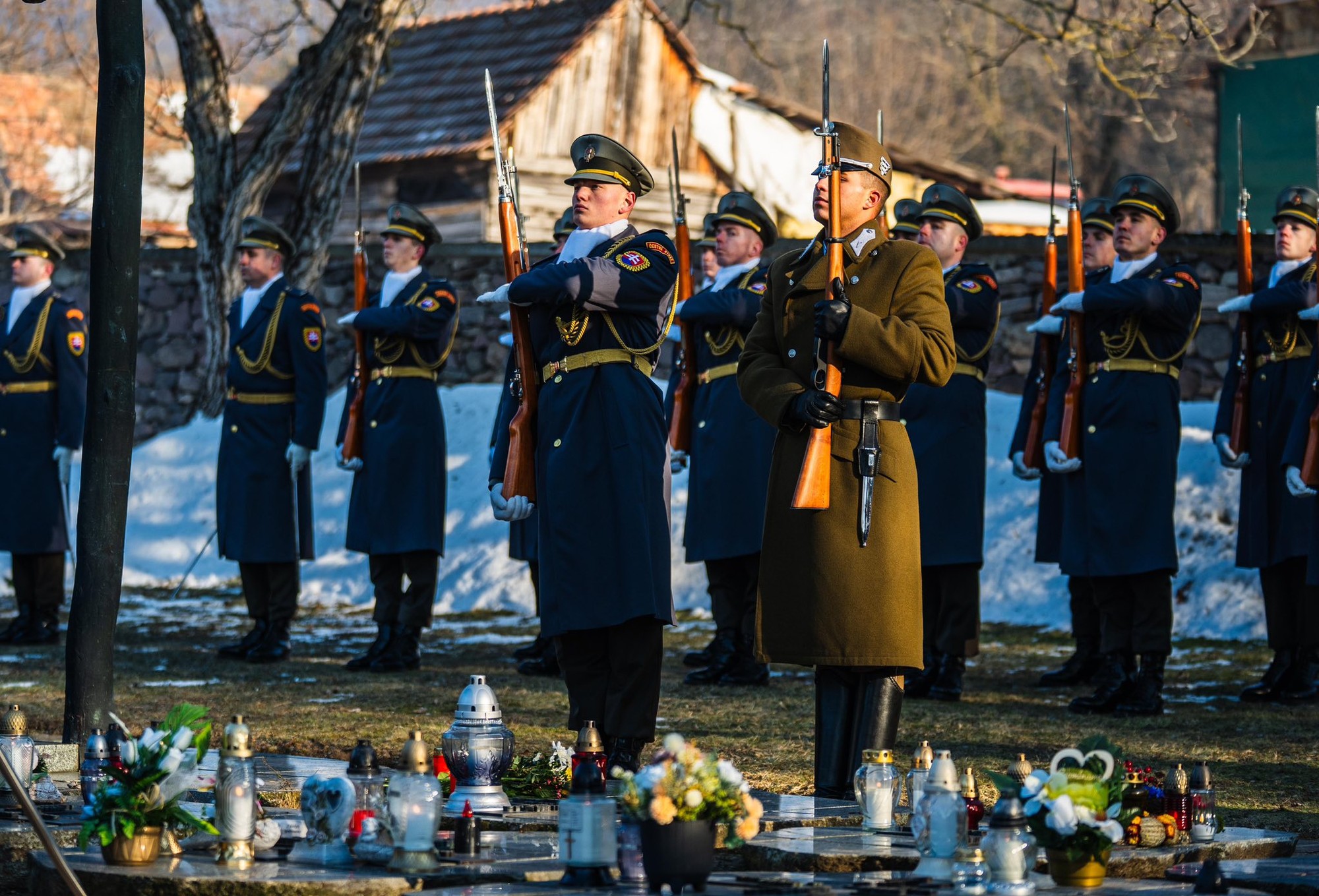 V maďarskej obci Hejce si pripomenuli 20 rokov od havárie vojenského lietadla.