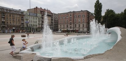 Plac Dąbrowskiego do przebudowy. W planach więcej zieleni. Czy pomysł spodoba się mieszkańcom miasta Łodzi?