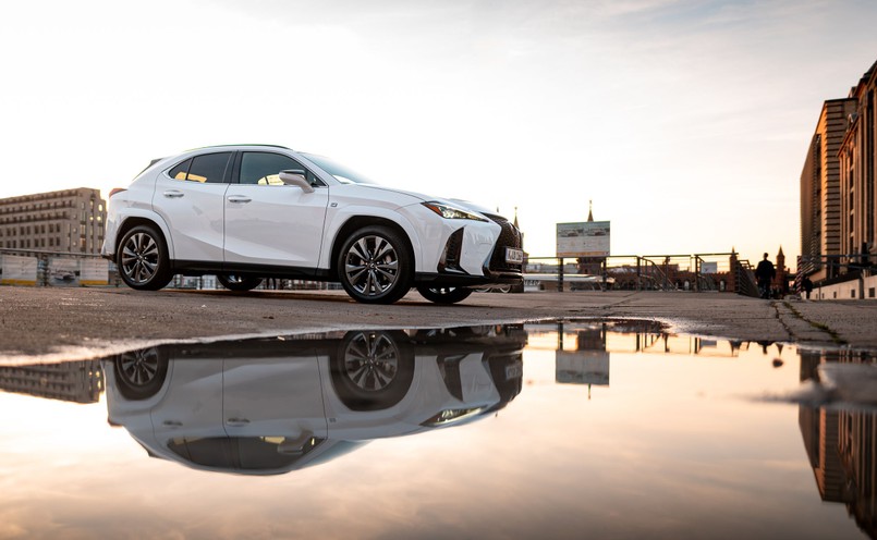 Lexus UX