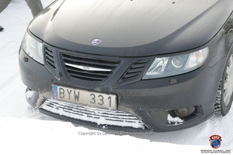 Zdjęcia szpiegowskie: Saab 9-3 Black Turbo, wersja 4x4 i duży facelifting