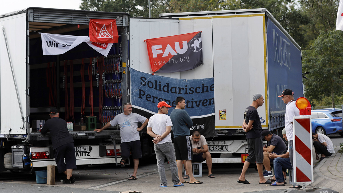 Protest pracowników polskiej firmy w Niemczech. Rozpoczęli strajk głodowy