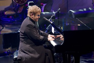 Elton John ofiarą żartu: Jednak nie rozmawiał z Putinem o gejach i lesbijkach w Rosji