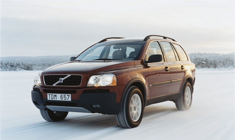 Volvo XC90 bez V8 (2002-2003 i 2011-2014)