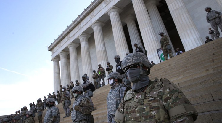 Lincoln Memorial lépcsői, Washington, 2020. június 2.