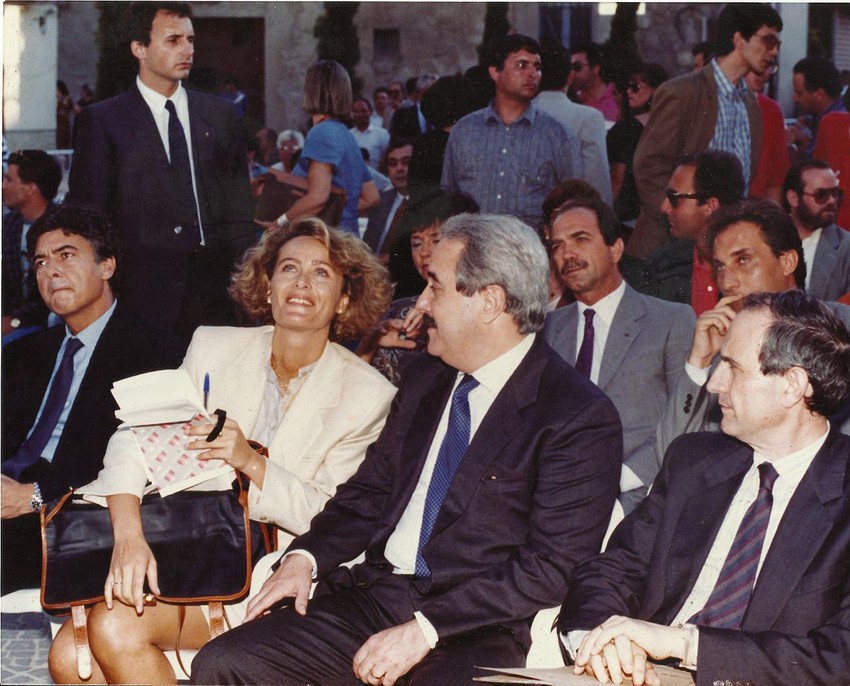 Sudija Đovani Falkone ubijen je u eksploziji bombe koju je podmetnula mafija