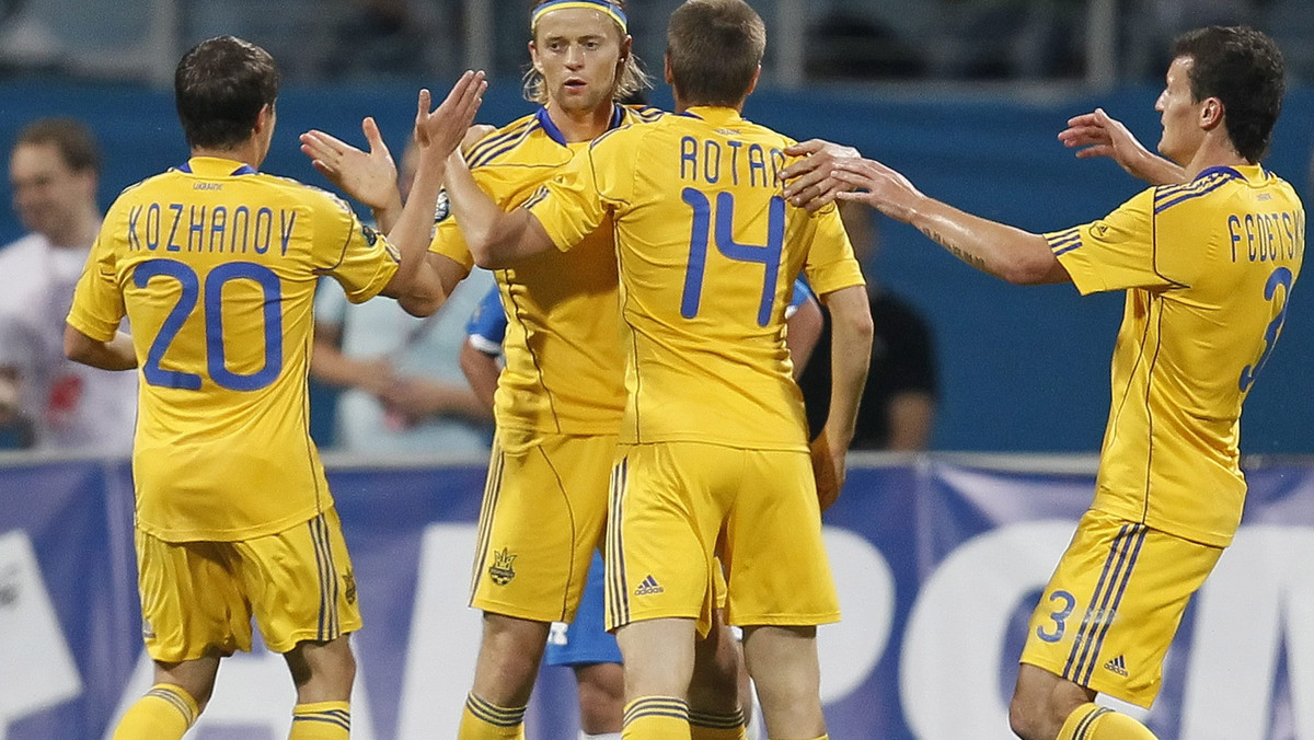 Reprezentacja Ukrainy wygrała 2:0 (0:0) z Uzbekistanem w towarzyskim meczu, który jest jednym z etapów przygotowania do finałów Euro 2012. Zwycięzcy razem z Polską są gospodarzami tej imprezy.