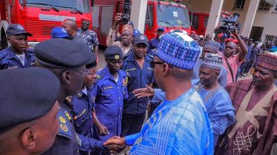 Zulum rewards firemen with N14.9m for swift response to fire outbreak