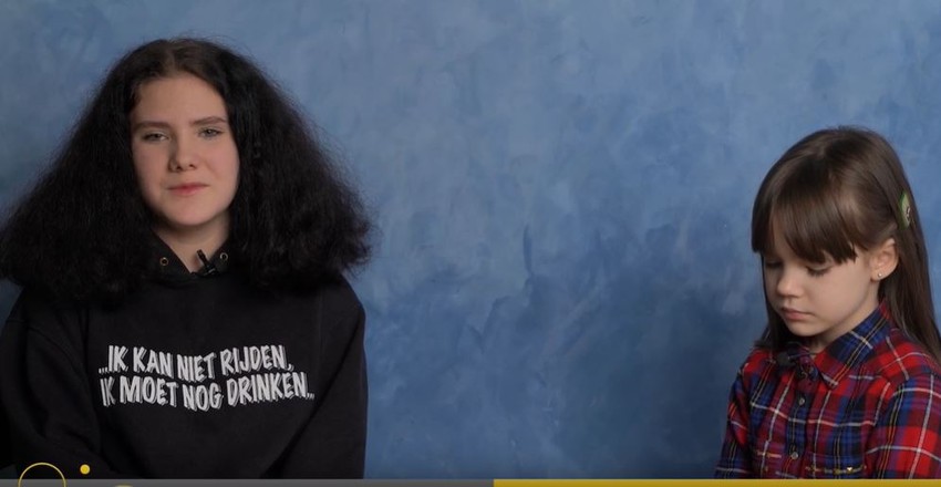 Sofija i Anastasija iz Marijupolja