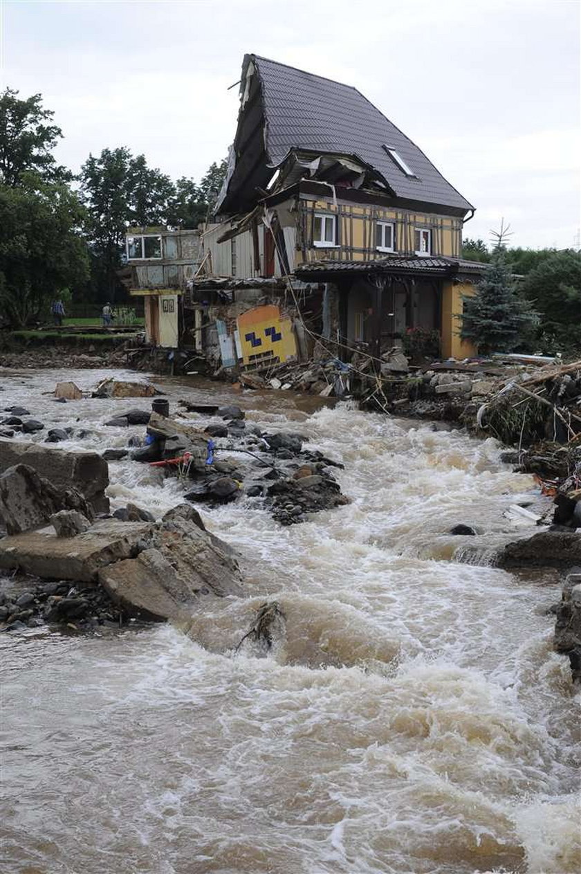 Sejm zajmie się powodzią mimo wakacji