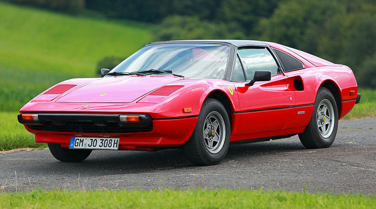 A Ferrari 308-at a legtöbben Magnum autójaként ismerik