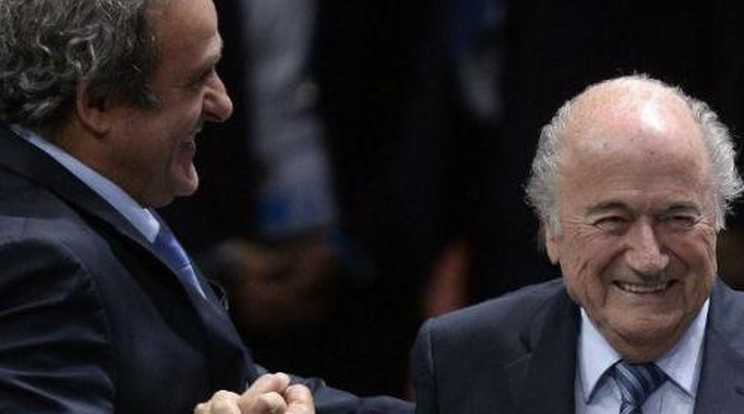Blatter és Platini sem ússza meg! Kihallgatják őket