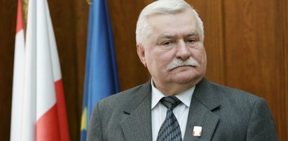 Wałęsa o zdarzeniu w Londynie: Wyciągali z walizki majtki, skarpetki