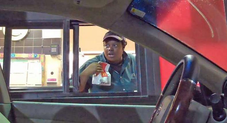 ___5817866___https:______static.pulse.com.gh___webservice___escenic___binary___5817866___2016___11___27___22___drive-thru-invisible-prank