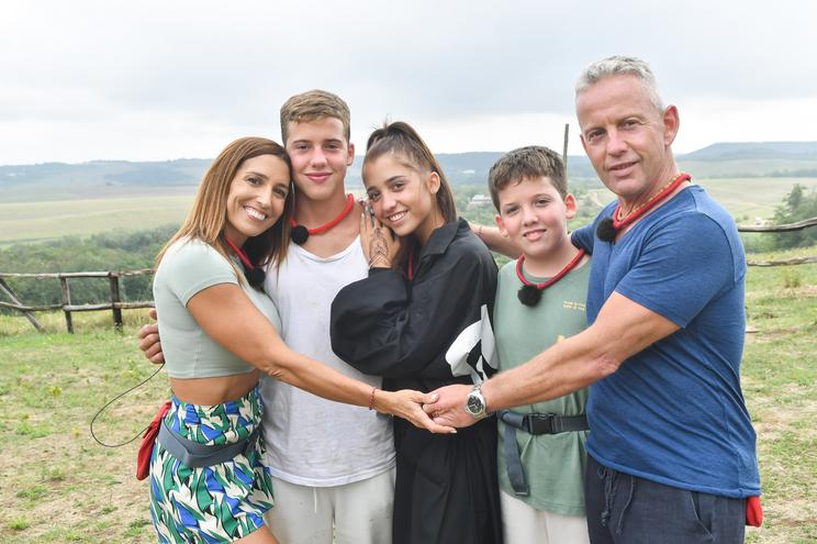 Szerettei, édesanyja, Réka (balra), testvérei, Lara és Zalán, valamint édesapja, Norbi is meglátogatta Schobert Norvbika /Fotó: TV2