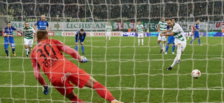 Ekstraklasa: Świetne widowisko w Gdańsku. Sześć goli i dwie czerwone kartki w starciu Lechii z Lechem