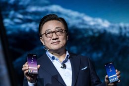 Samsung's next flagship smartphone may make an early appearance in January