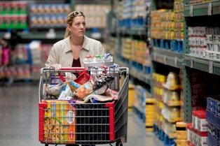 Nie bedzie podatku handlowego? KE kazała zawiesić jego stosowanie