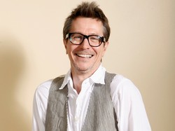 Co Gary Oldman ma do Batmana?
