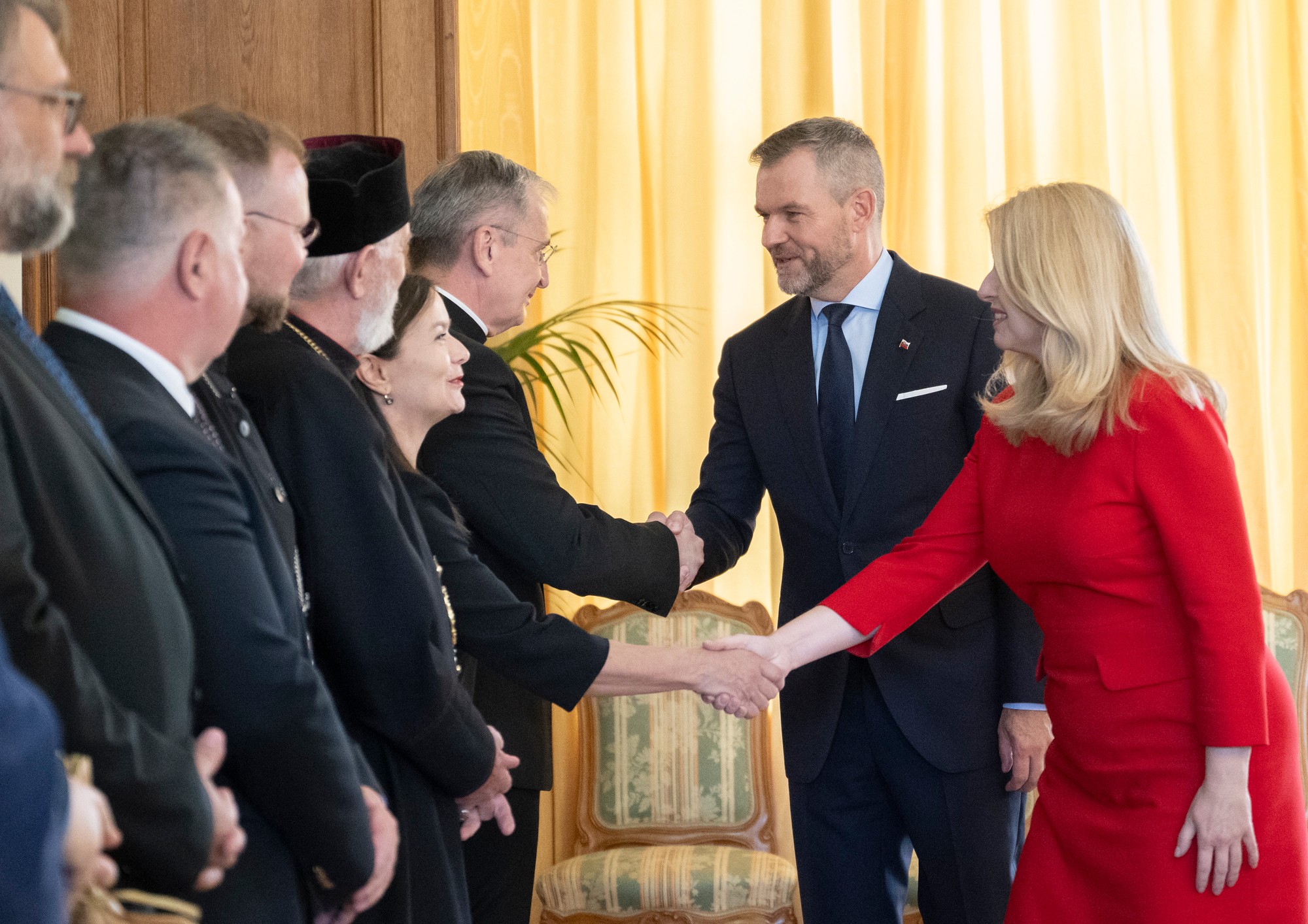 Čaputová a Pellegrini na stretnutí so zástupcami cirkví v Prezidentskom paláci.