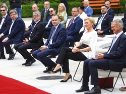 Talia na celowniku! Agaty Dudy przepis na stylowy sukces