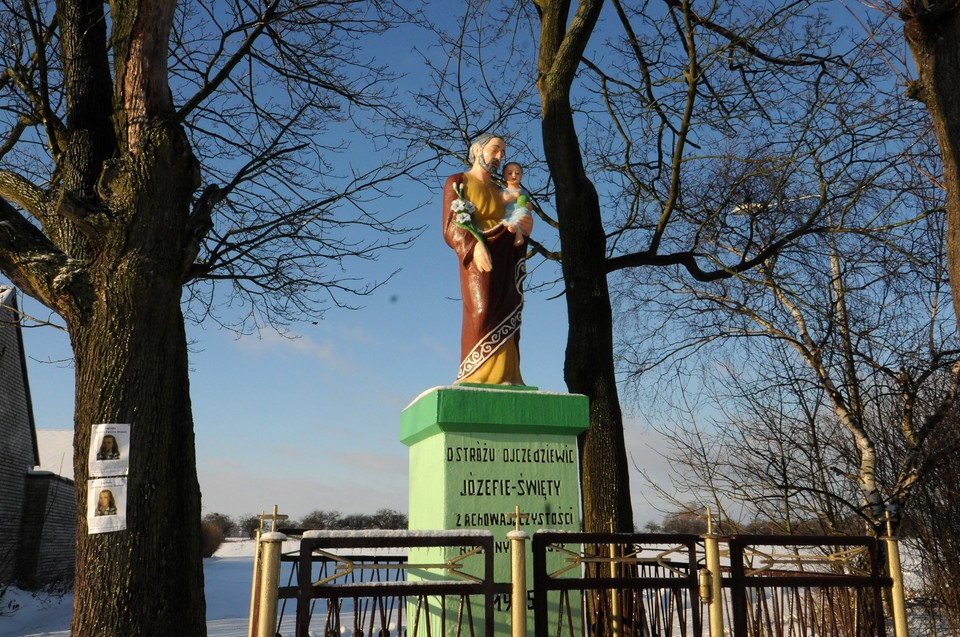 SŁUŻEWO POSZUKIWANIA ZAGINIONEJ NASTOLATKI