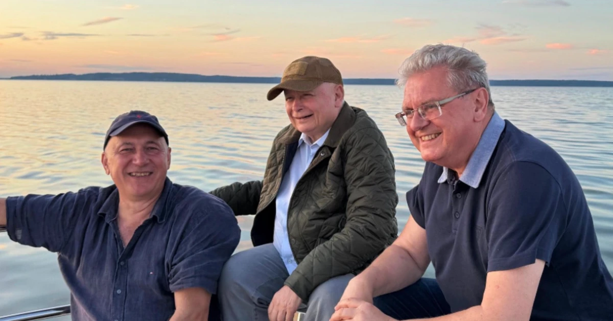 Shorter leave of the head of the Law and Justice organization  due to individual  problems. "Boat, swimming, fish, bonfire"