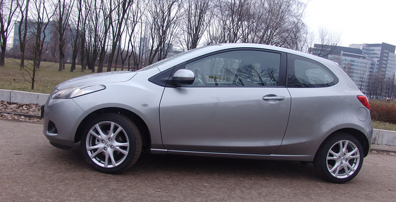 Mazda2