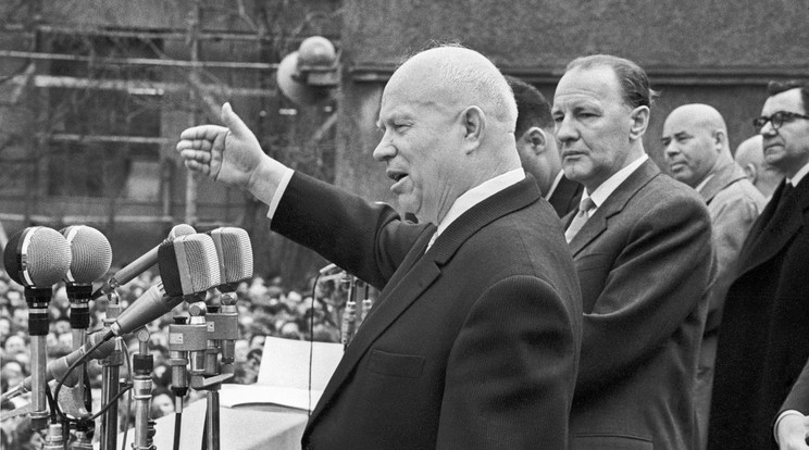 Nyikita Szergejevics Hruscsov és Kádár János együtt egy népgyűlésen 1960-ban / Fotó: profimedia