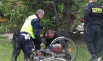 Rowerzysta chciał strzelać do policjantów