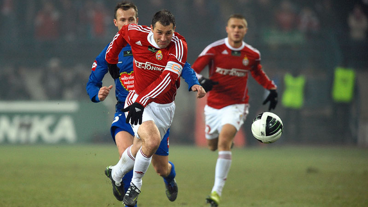 Wisła Kraków pokonała Ruch Chorzów 3:1 (1:0) w meczu 17. kolejki piłkarskiej Ekstraklasy. Pierwszą bramkę w barwach Białej Gwiazdy zdobył Maor Melikson, którego w ciemno, po zaledwie dwóch wiosennych spotkaniach, można określić rewelacją ligi.