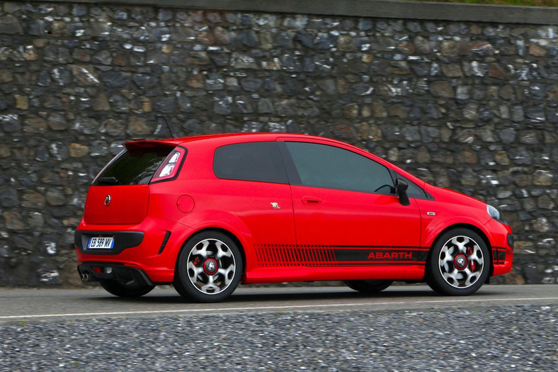 Nowy Abarth Punto Evo gotowy do walki